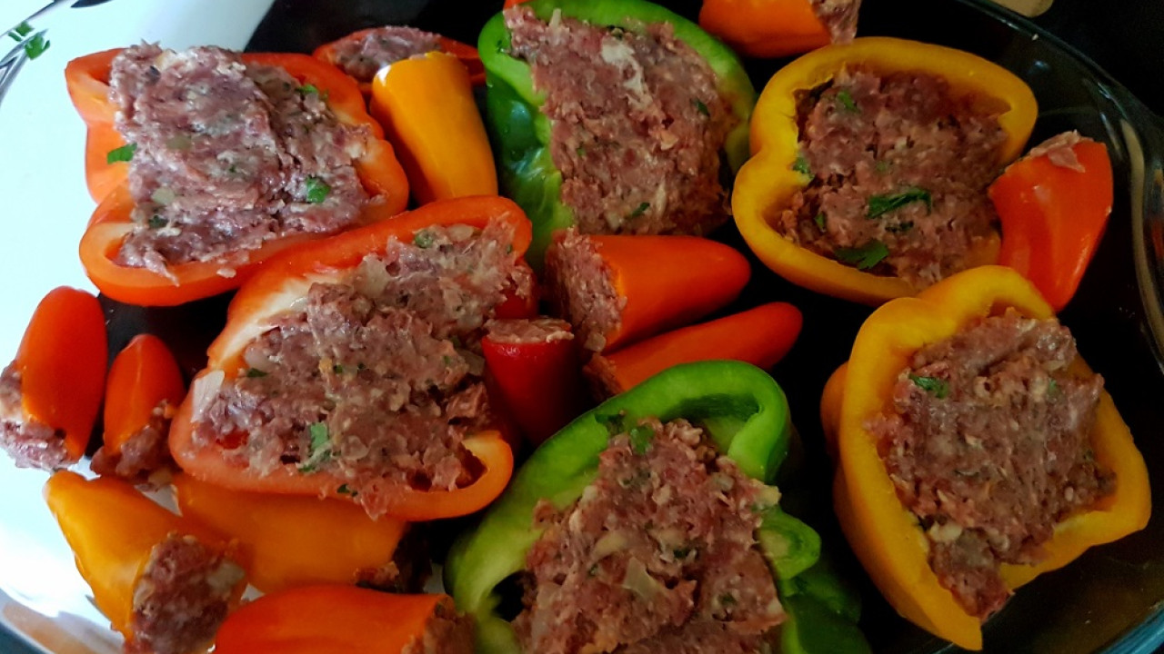 Plnená paprika a paradajky