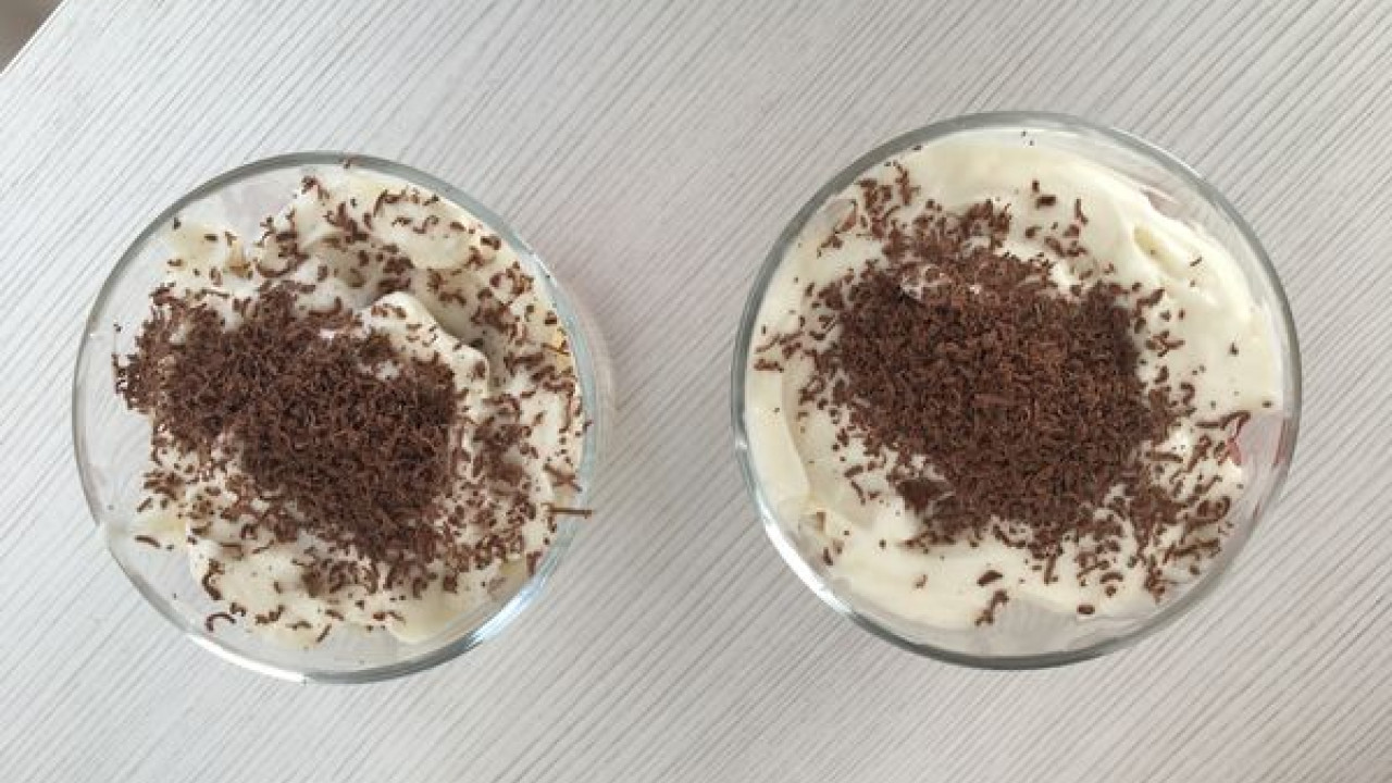 Dezert s mascarpone