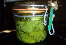 Špenátové pesto