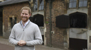 meghan harry dieťa pôrod