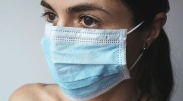 koronavirus rúško