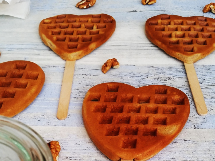 Výborné zdravé vafle na paličke, RECEPT aj bez vafľovača