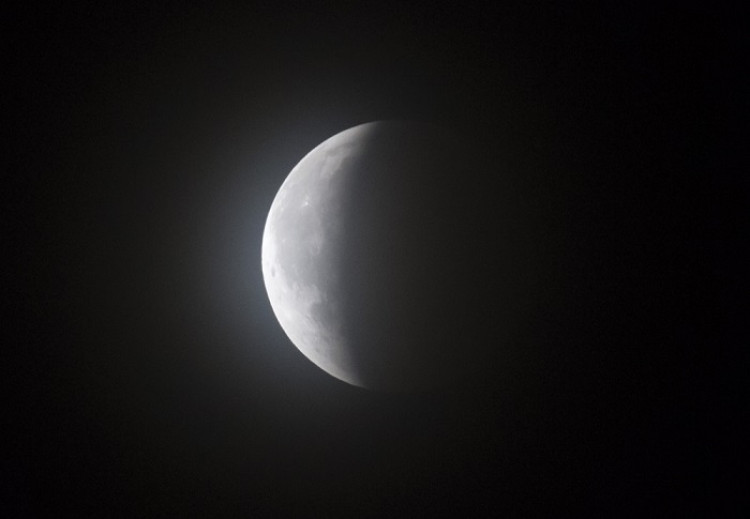 Dnes v noci nastane čiastočné zatmenie Mesiaca