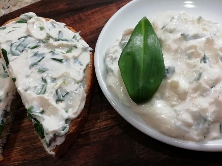 Najlepšie silvestrovské jednohubky, RECEPT na 3 zdravé nátierky s rovnakým základom