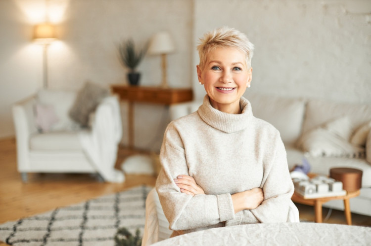 Perimenopauza a menopauza majú vplyv na prácu žien. Firmy to stále neriešia
