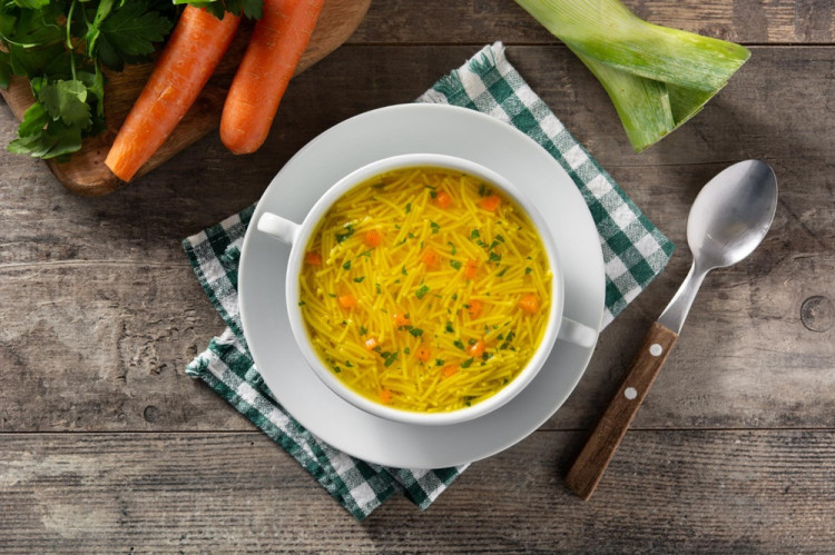 Mrkvovo-brokolicová polievka: Jednoduchý fit recept
