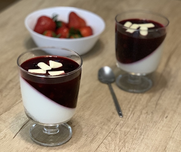 Domáca panna cotta: Originál recept z lesnej zmesi