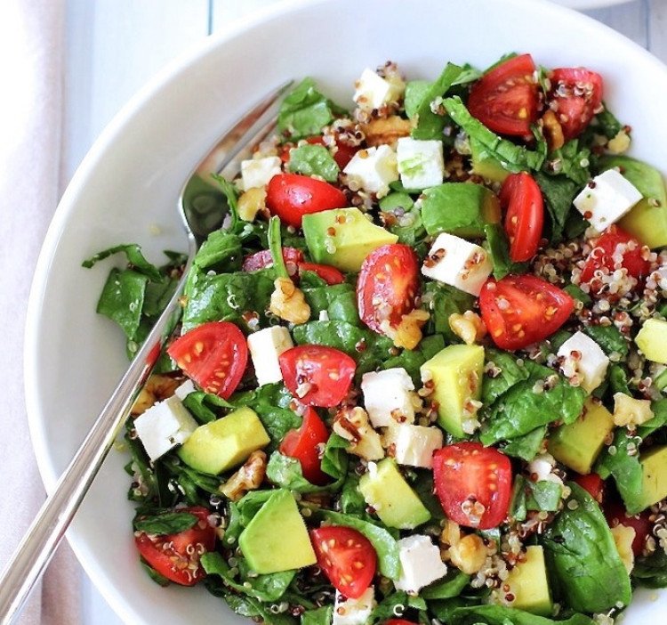 Jarné vegetariánske jedlá: Quinoa šalát